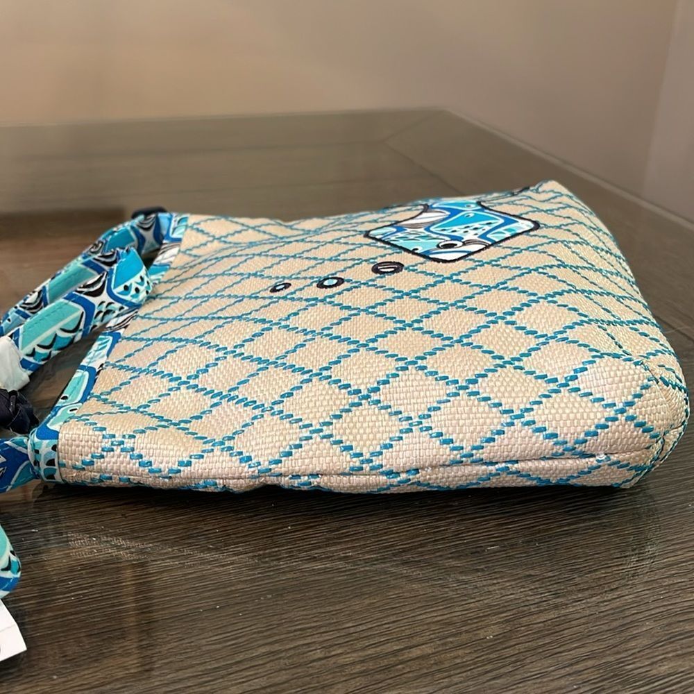 Vera Bradley Beach Crossbody in Go Fish Blue Pattern New with Tags - Picture 5 of 16